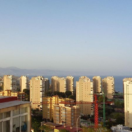 Light-Filled Apartment With Sea Views Торремолінос Екстер'єр фото